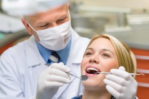 La importancia de visitar al dentista regularmente